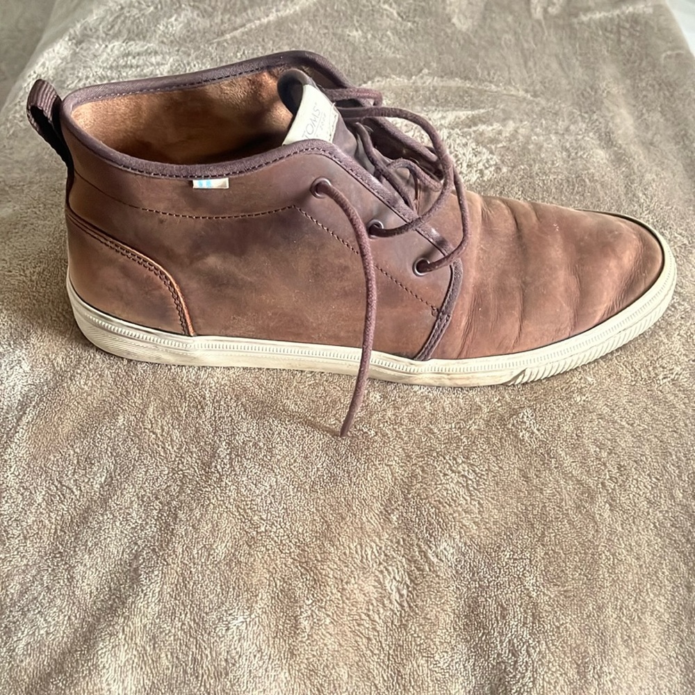 Carlo Mid Terrain Brown water resistant size 12